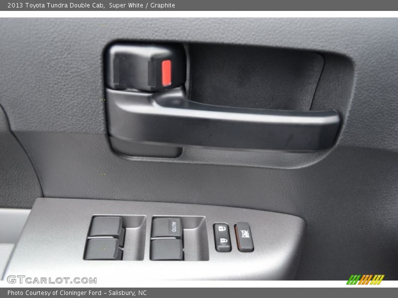 Super White / Graphite 2013 Toyota Tundra Double Cab