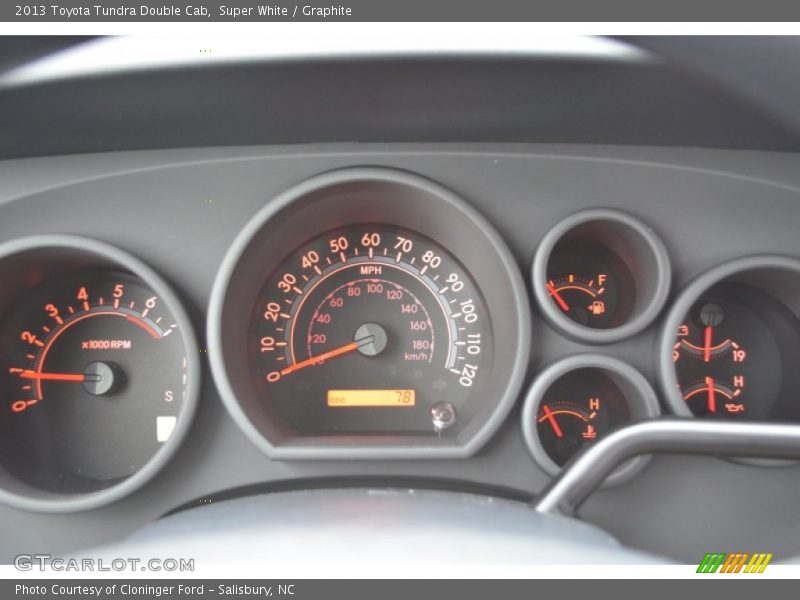 Super White / Graphite 2013 Toyota Tundra Double Cab