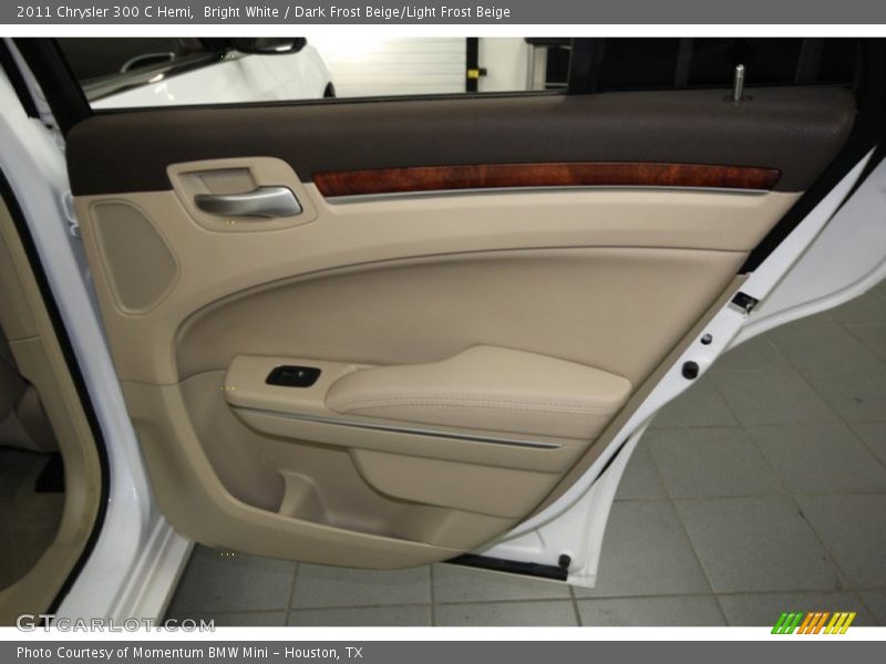 Bright White / Dark Frost Beige/Light Frost Beige 2011 Chrysler 300 C Hemi