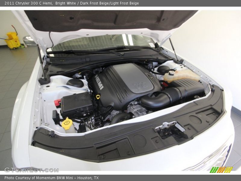 Bright White / Dark Frost Beige/Light Frost Beige 2011 Chrysler 300 C Hemi
