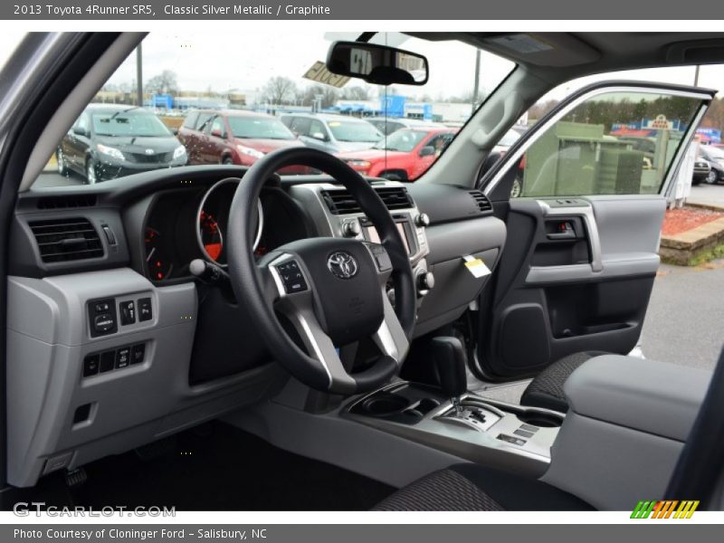 Classic Silver Metallic / Graphite 2013 Toyota 4Runner SR5