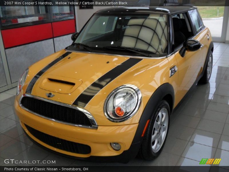 Mellow Yellow / Carbon Black/Carbon Black 2007 Mini Cooper S Hardtop