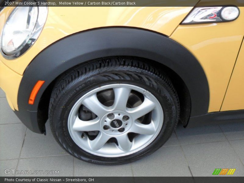 Mellow Yellow / Carbon Black/Carbon Black 2007 Mini Cooper S Hardtop