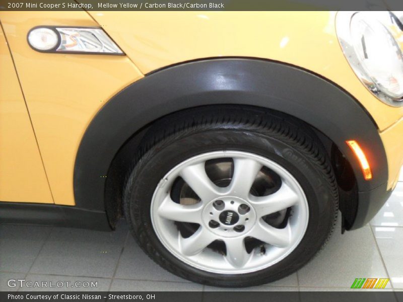 Mellow Yellow / Carbon Black/Carbon Black 2007 Mini Cooper S Hardtop