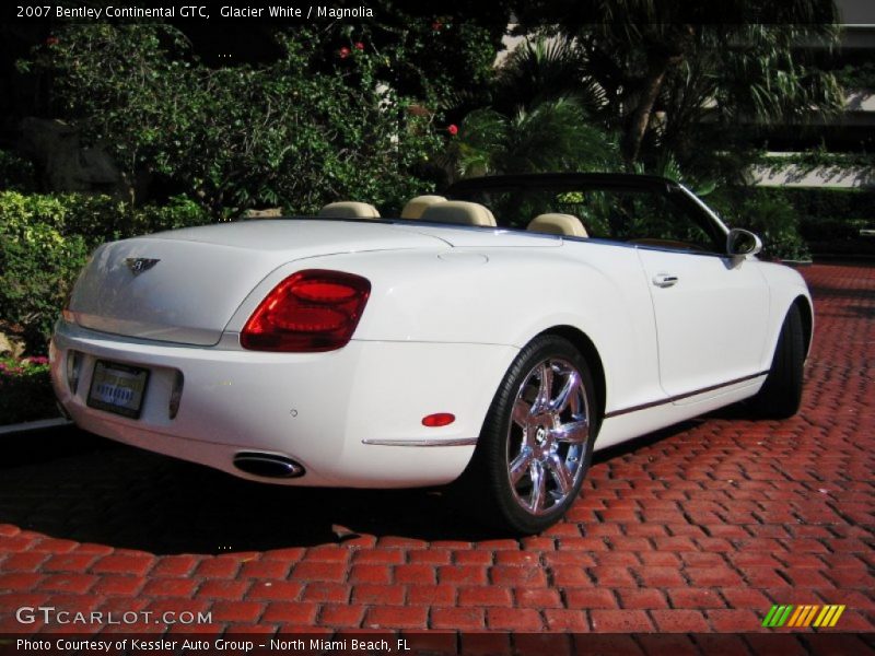 Glacier White / Magnolia 2007 Bentley Continental GTC