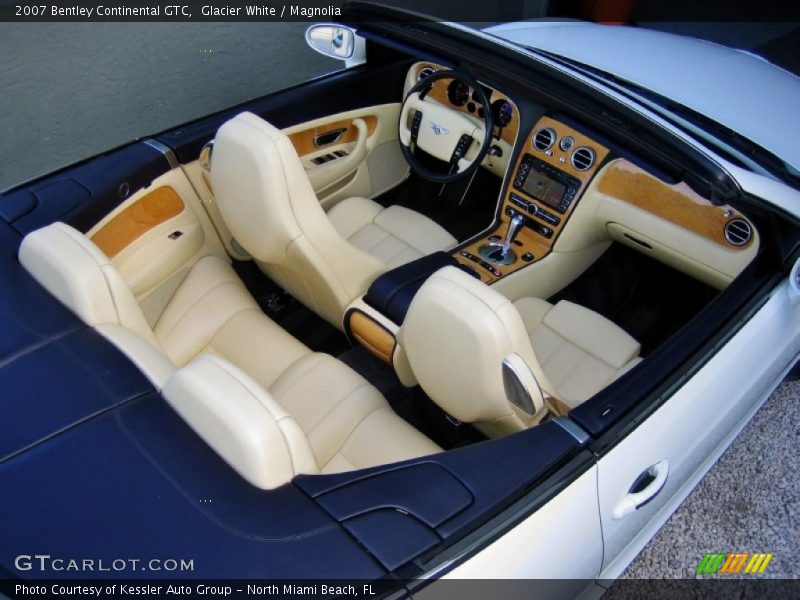  2007 Continental GTC  Magnolia Interior