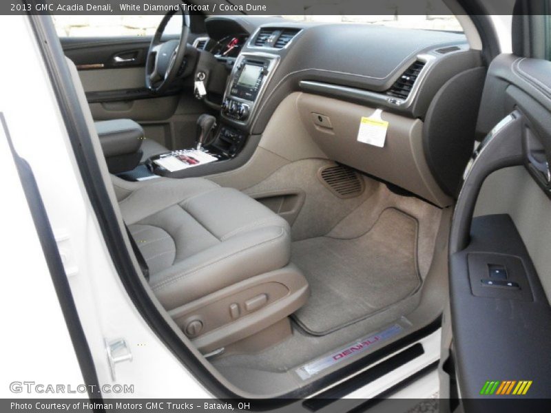 White Diamond Tricoat / Cocoa Dune 2013 GMC Acadia Denali