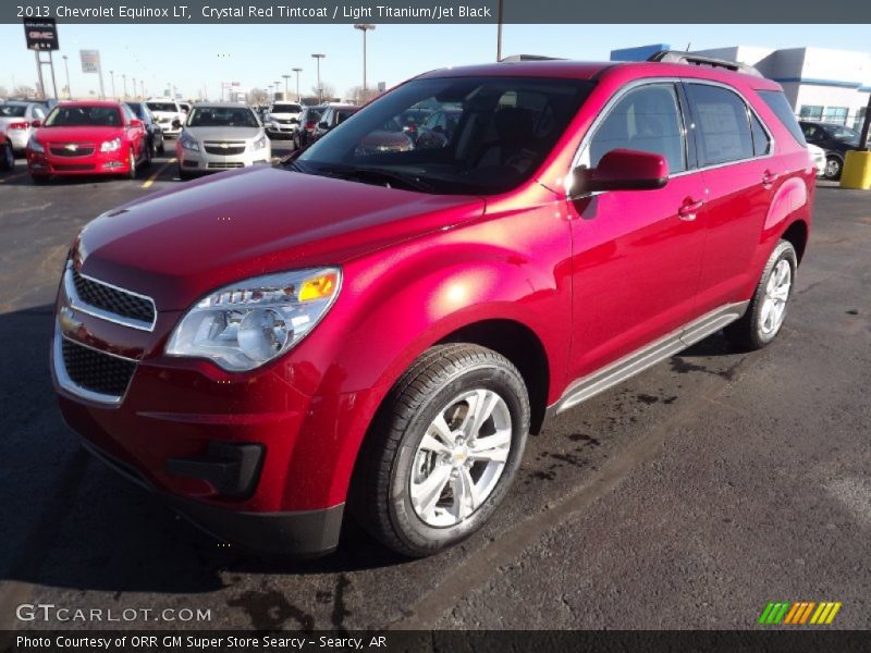 Front 3/4 View of 2013 Equinox LT