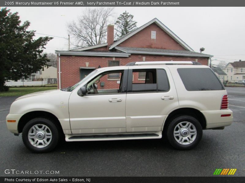  2005 Mountaineer V6 Premier AWD Ivory Parchment Tri-Coat
