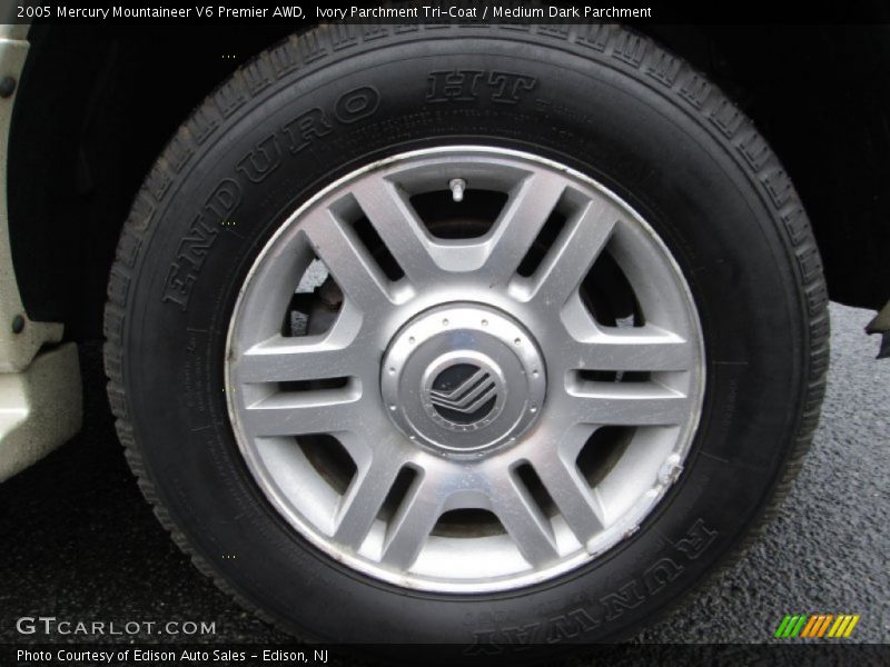 2005 Mountaineer V6 Premier AWD Wheel