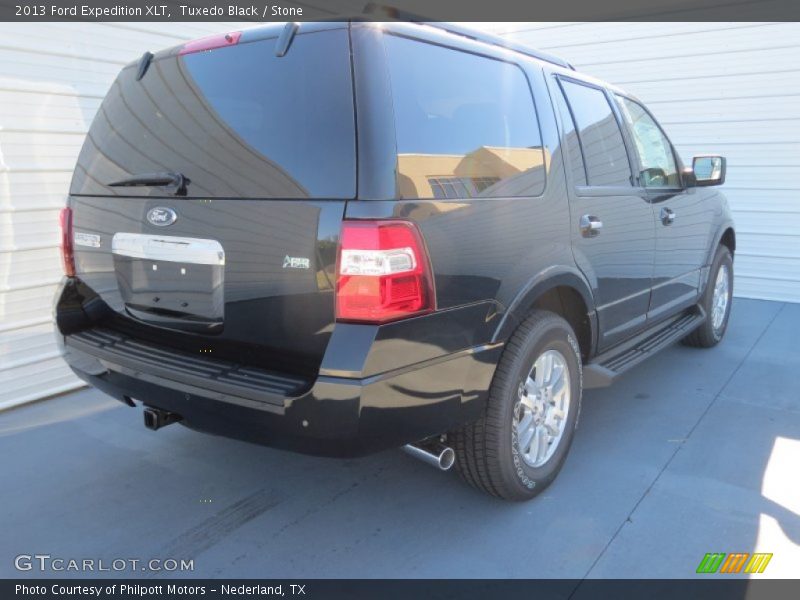 Tuxedo Black / Stone 2013 Ford Expedition XLT