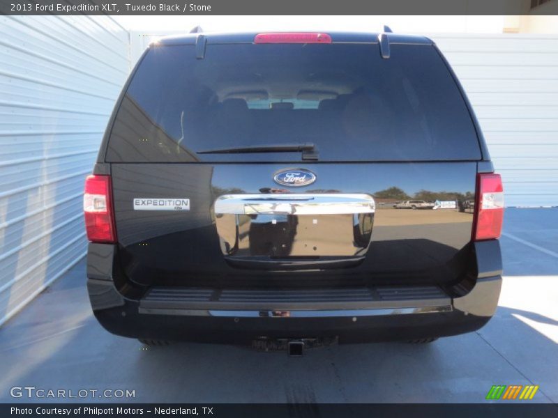 Tuxedo Black / Stone 2013 Ford Expedition XLT