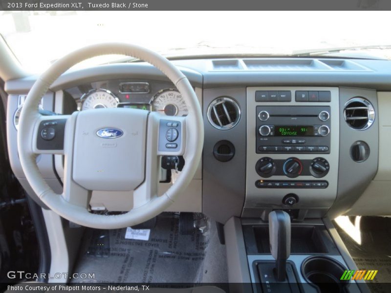 Tuxedo Black / Stone 2013 Ford Expedition XLT
