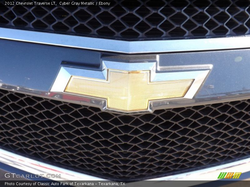 Cyber Gray Metallic / Ebony 2012 Chevrolet Traverse LT