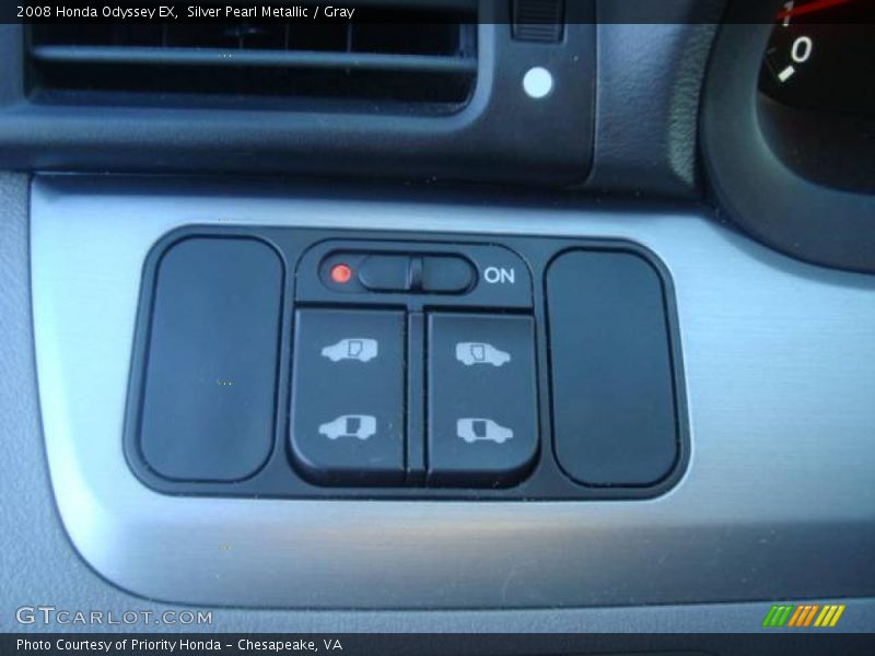 Silver Pearl Metallic / Gray 2008 Honda Odyssey EX