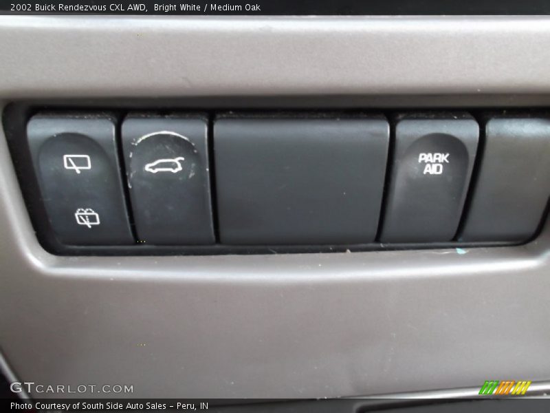 Bright White / Medium Oak 2002 Buick Rendezvous CXL AWD