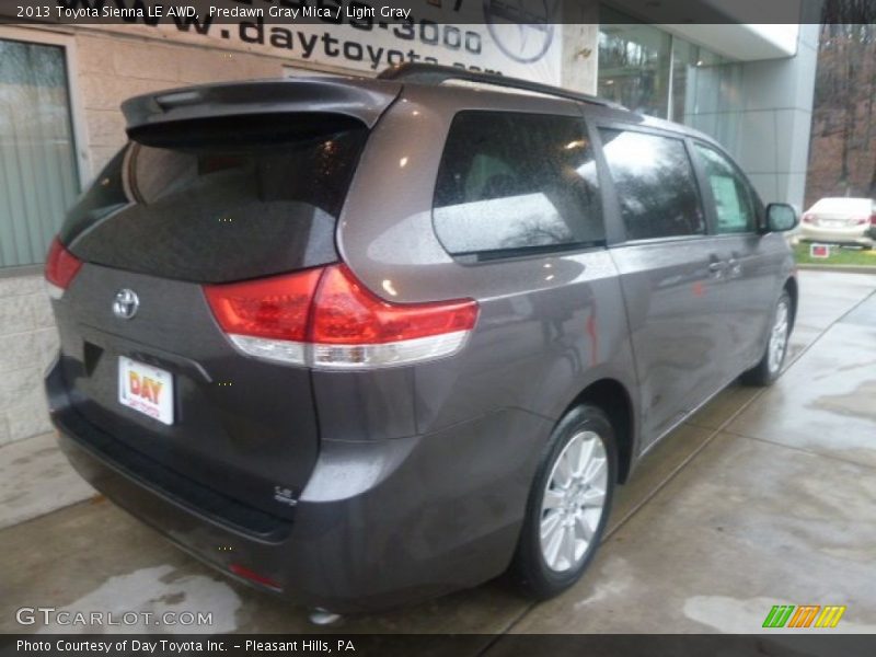 Predawn Gray Mica / Light Gray 2013 Toyota Sienna LE AWD