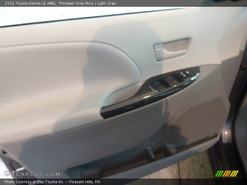 Predawn Gray Mica / Light Gray 2013 Toyota Sienna LE AWD