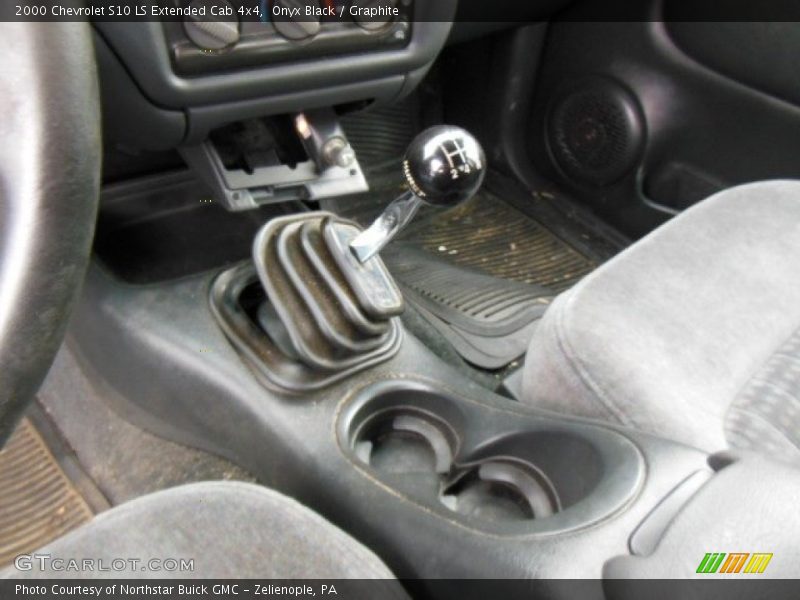 Onyx Black / Graphite 2000 Chevrolet S10 LS Extended Cab 4x4