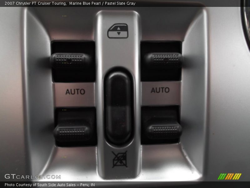 Controls of 2007 PT Cruiser Touring