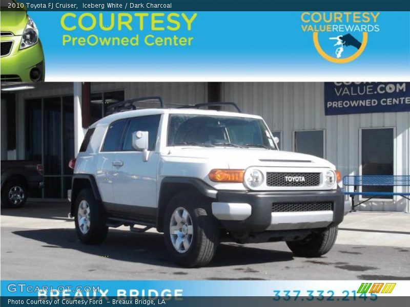Iceberg White / Dark Charcoal 2010 Toyota FJ Cruiser