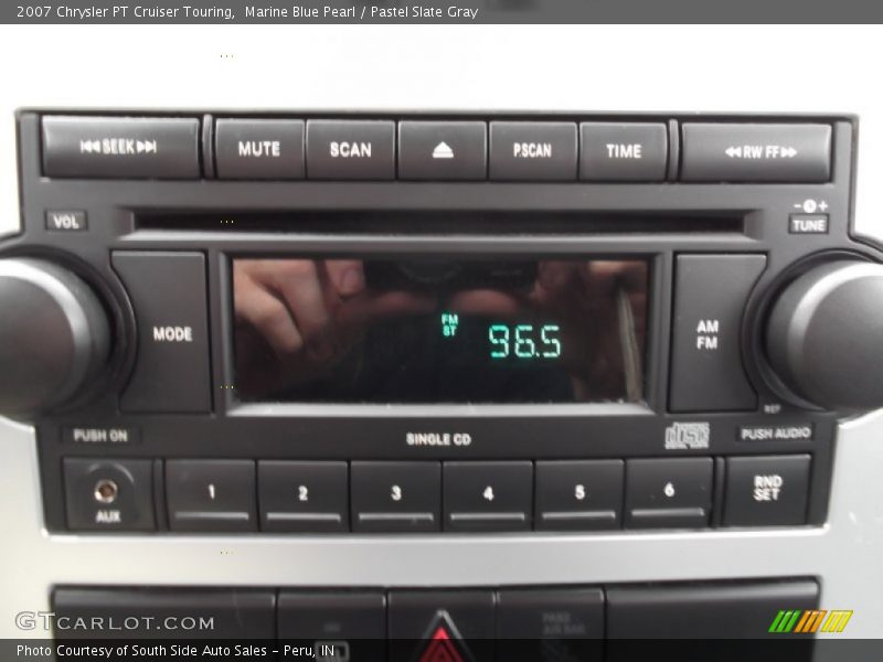 Audio System of 2007 PT Cruiser Touring