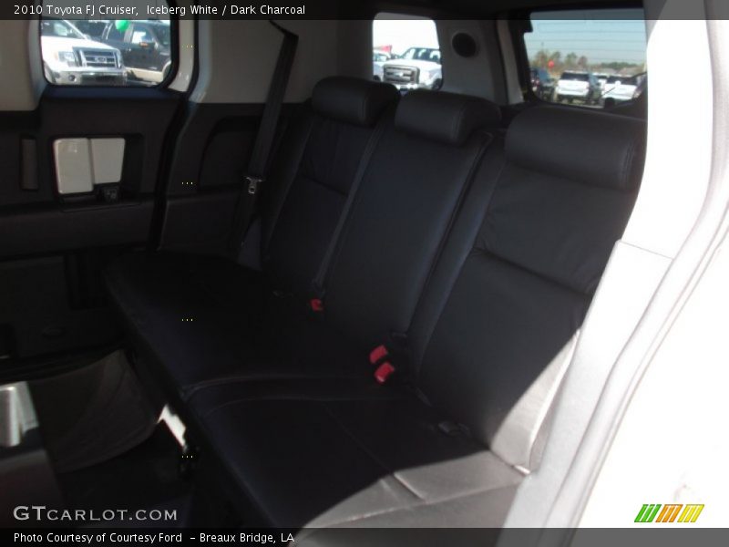 Iceberg White / Dark Charcoal 2010 Toyota FJ Cruiser