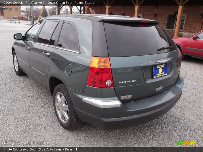 Onyx Green Pearl / Light Taupe 2004 Chrysler Pacifica AWD