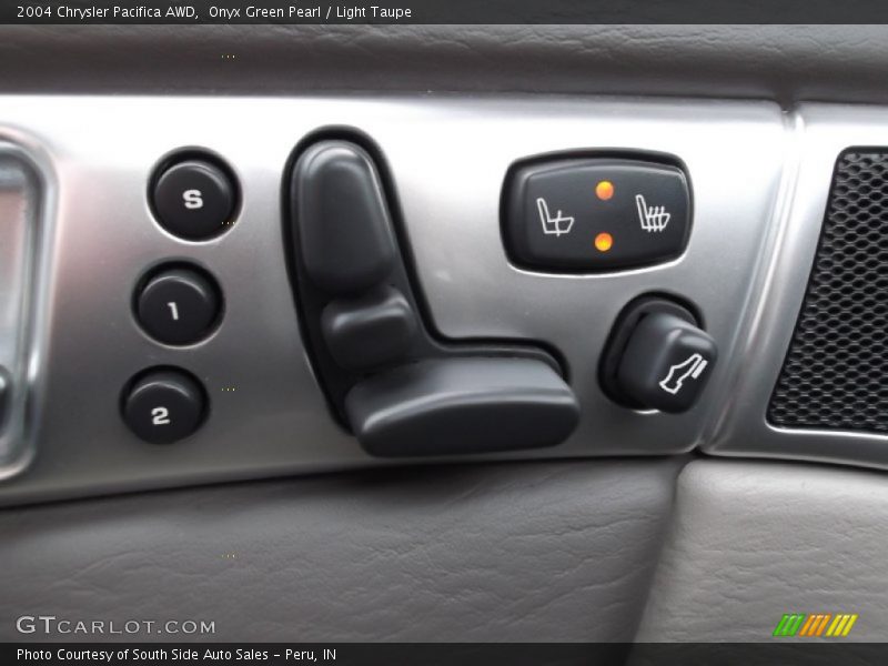 Controls of 2004 Pacifica AWD