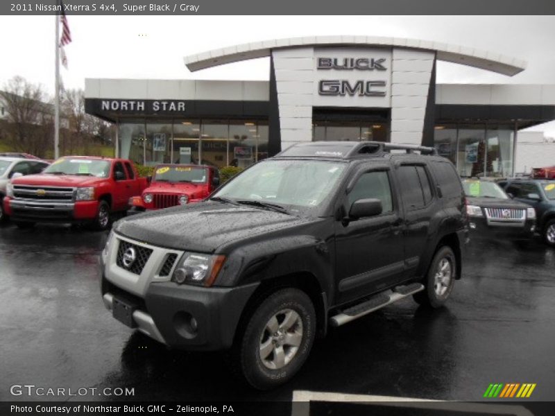 Super Black / Gray 2011 Nissan Xterra S 4x4