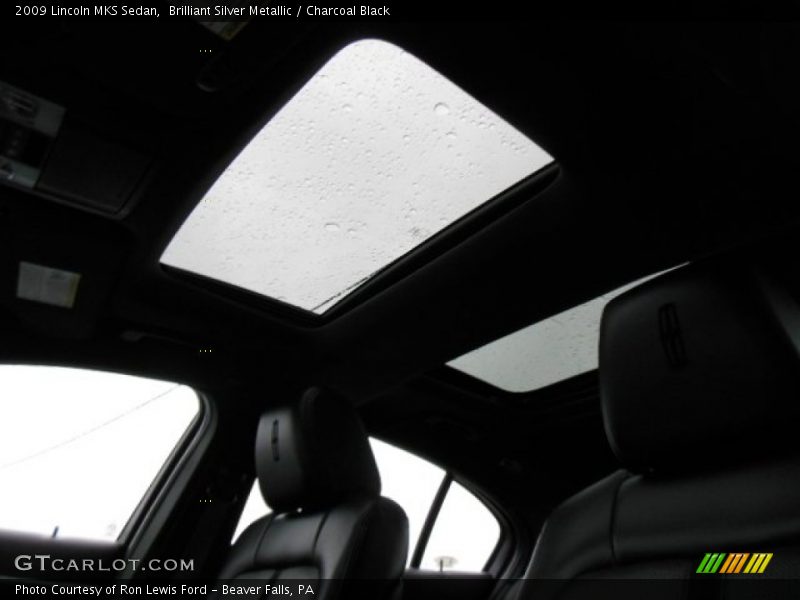 Brilliant Silver Metallic / Charcoal Black 2009 Lincoln MKS Sedan