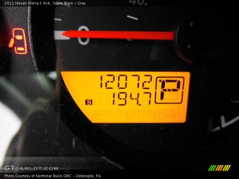 Super Black / Gray 2011 Nissan Xterra S 4x4