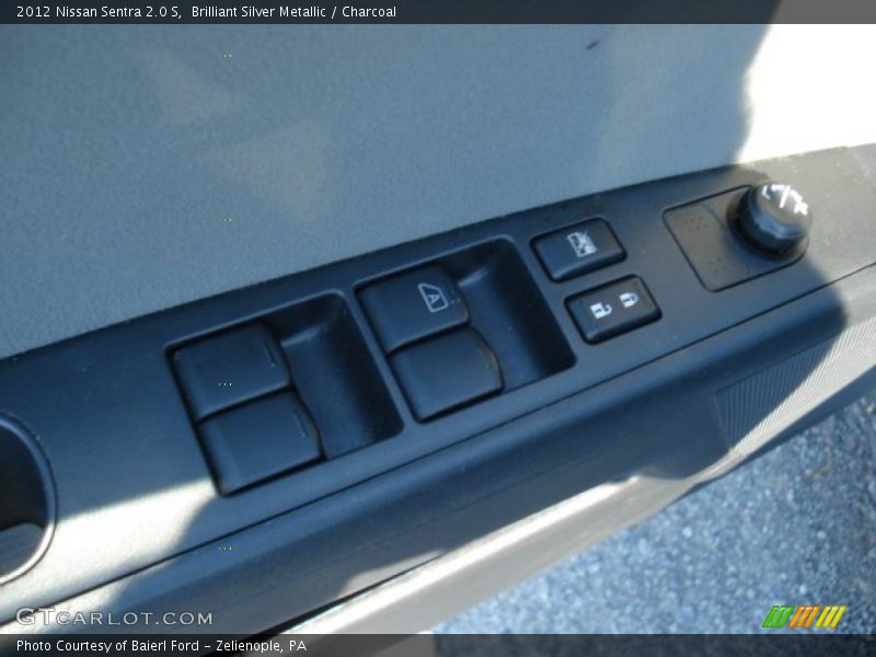 Brilliant Silver Metallic / Charcoal 2012 Nissan Sentra 2.0 S