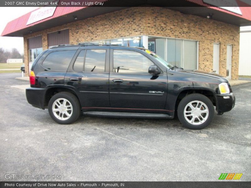 Onyx Black / Light Gray 2007 GMC Envoy Denali 4x4