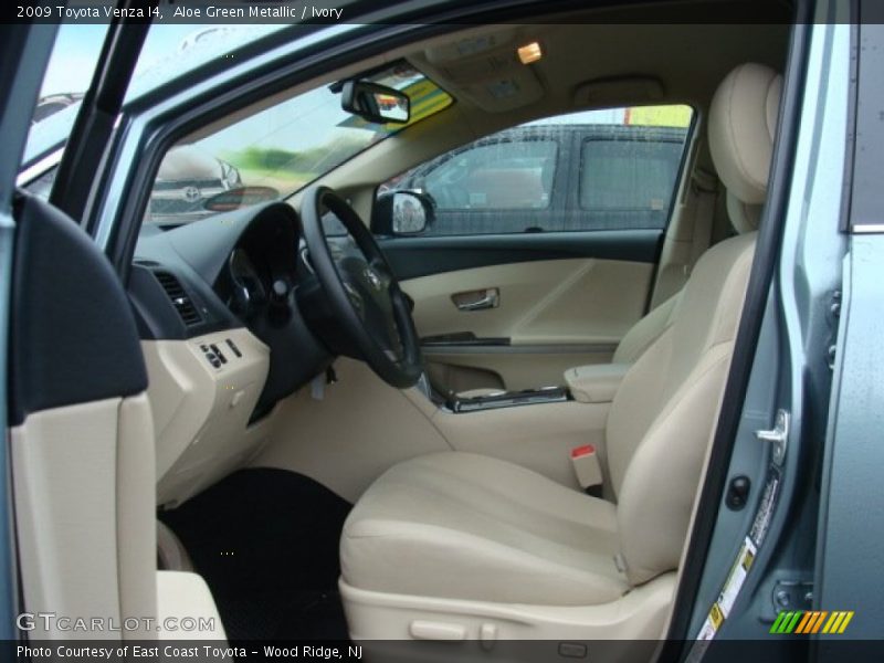 Aloe Green Metallic / Ivory 2009 Toyota Venza I4