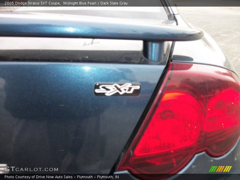 Midnight Blue Pearl / Dark Slate Gray 2005 Dodge Stratus SXT Coupe