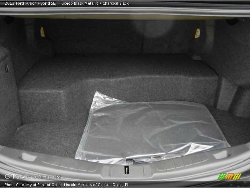 Tuxedo Black Metallic / Charcoal Black 2013 Ford Fusion Hybrid SE