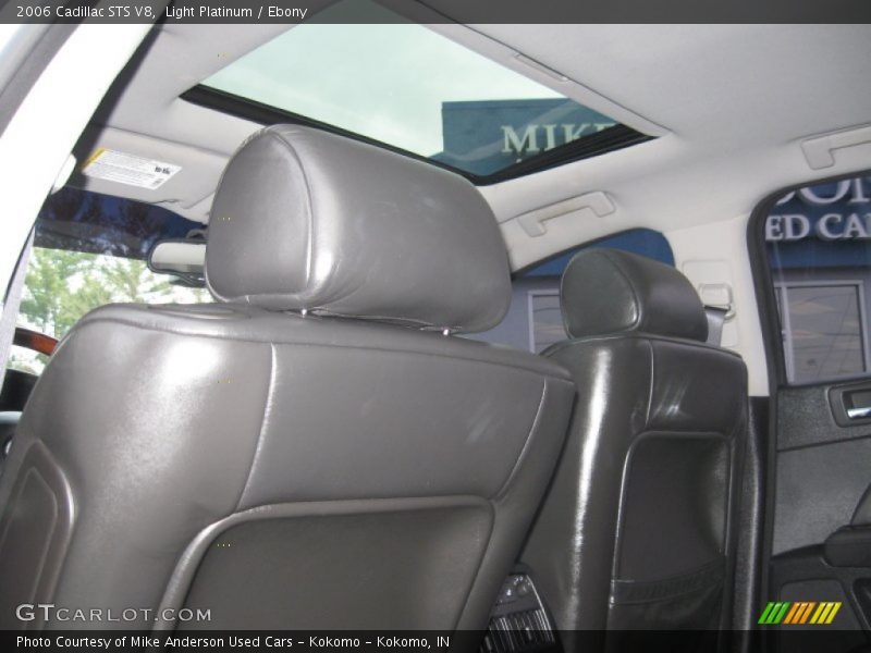 Light Platinum / Ebony 2006 Cadillac STS V8