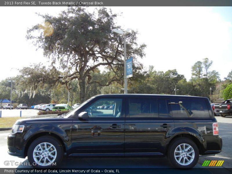 Tuxedo Black Metallic / Charcoal Black 2013 Ford Flex SE