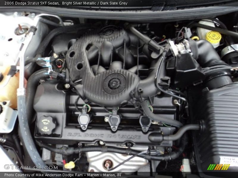 Bright Silver Metallic / Dark Slate Grey 2006 Dodge Stratus SXT Sedan