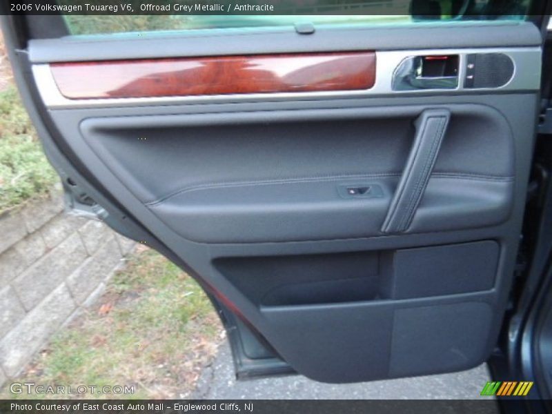 Offroad Grey Metallic / Anthracite 2006 Volkswagen Touareg V6
