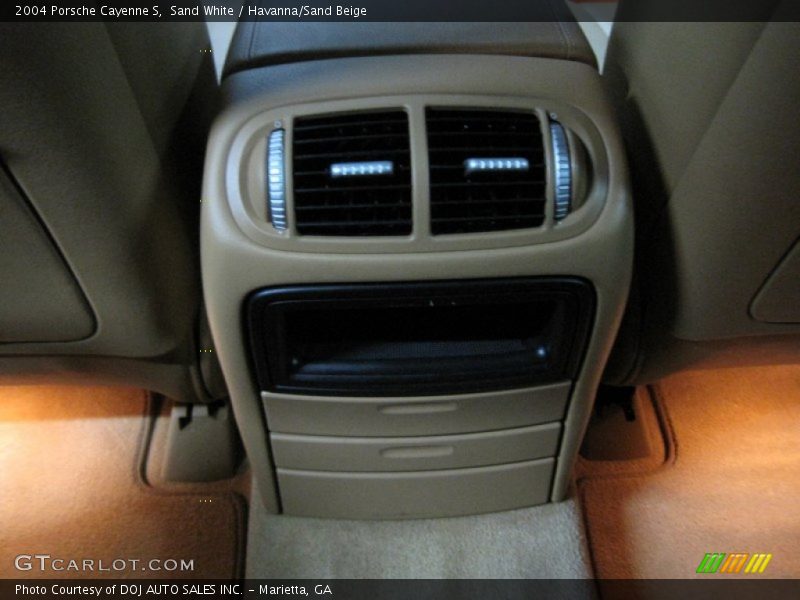Sand White / Havanna/Sand Beige 2004 Porsche Cayenne S