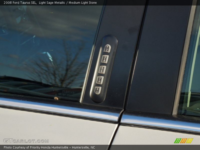 Light Sage Metallic / Medium Light Stone 2008 Ford Taurus SEL