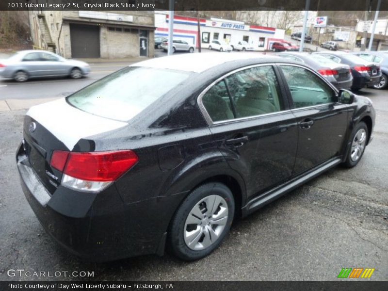 Crystal Black Silica / Ivory 2013 Subaru Legacy 2.5i