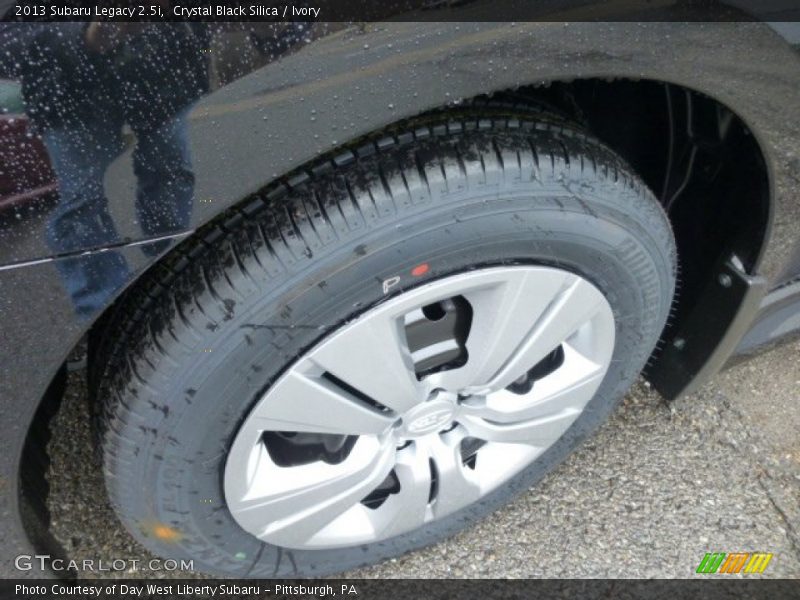 Crystal Black Silica / Ivory 2013 Subaru Legacy 2.5i