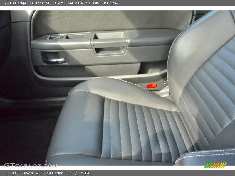 Bright Silver Metallic / Dark Slate Gray 2010 Dodge Challenger SE
