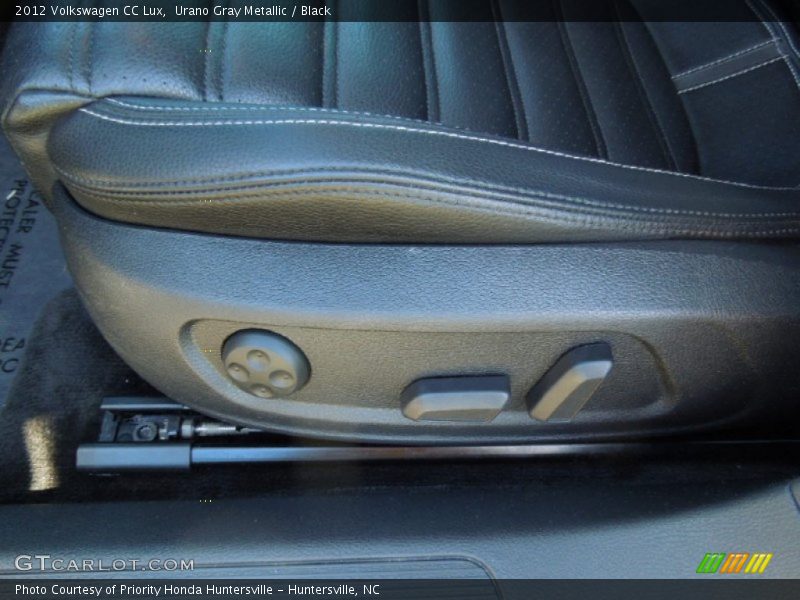 Urano Gray Metallic / Black 2012 Volkswagen CC Lux