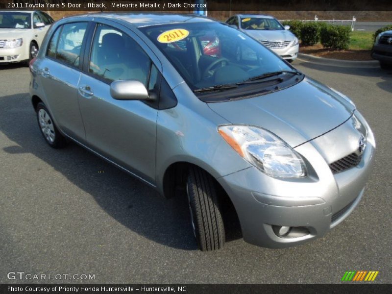 Meteorite Metallic / Dark Charcoal 2011 Toyota Yaris 5 Door Liftback