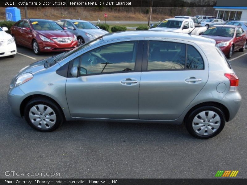 Meteorite Metallic / Dark Charcoal 2011 Toyota Yaris 5 Door Liftback