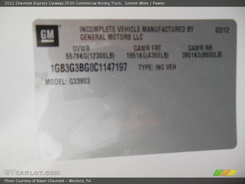 Summit White / Pewter 2012 Chevrolet Express Cutaway 3500 Commercial Moving Truck